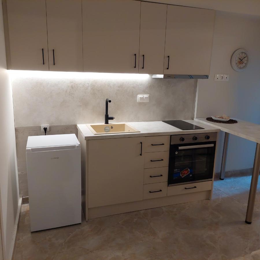Budget Apartment To The Center Салоники Экстерьер фото